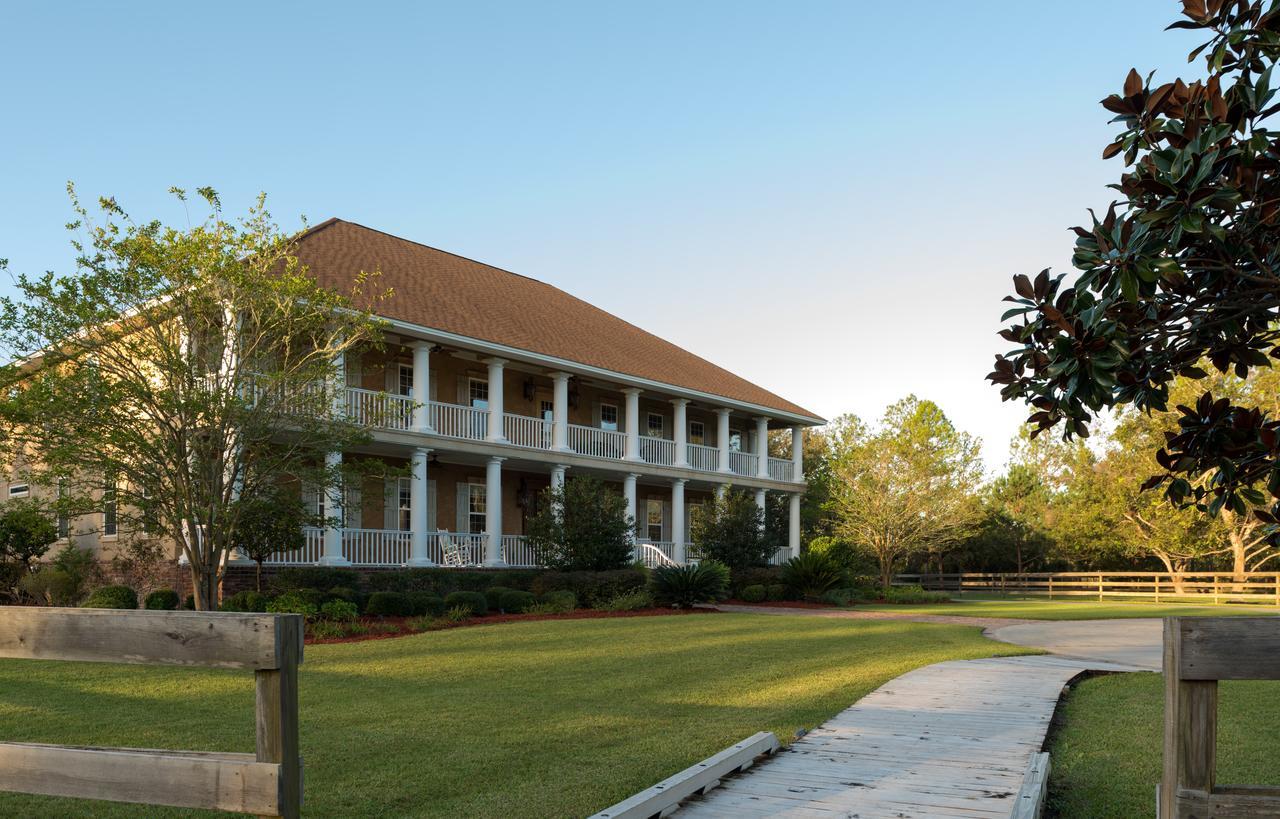 Horse Stamp Inn Waverly Extérieur photo